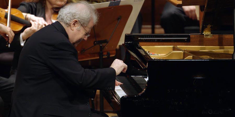 200224_Fe_01_CoeMatthiasPintscherEmanuelAx_Ax 200224_Fe_01_CoeMatthiasPintscherEmanuelAx_Ax