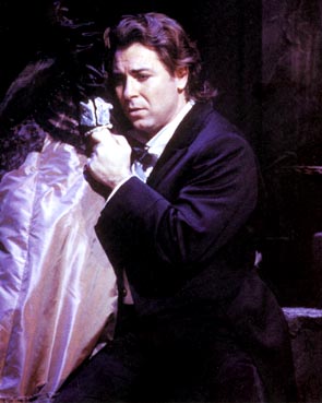 20250505_To_13_Stagione2025-2026_RobertoAlagna_295x369 20250505_To_13_Stagione2025-2026_RobertoAlagna_295x369