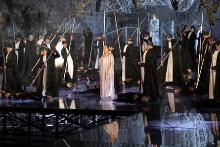 20250701_Vr_04_Aida_scena_phEnneviFoto 20250701_Vr_04_Aida_scena_phEnneviFoto