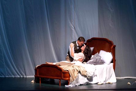 20250910_04_Bogota_LaTraviata_JuliaMuzychenkoPaoloFanale_phJuanDiegoCastillo 20250910_04_Bogota_LaTraviata_JuliaMuzychenkoPaoloFanale_phJuanDiegoCastillo