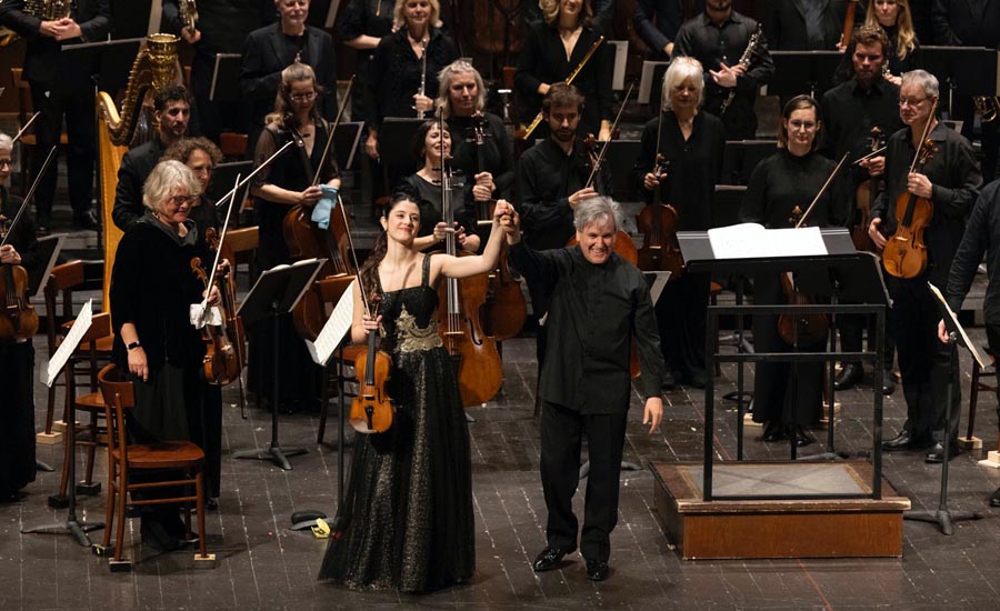 20251121_Fe_03_AntonioPappano-ChamberOrchestraOfEurope_MariaDuenas