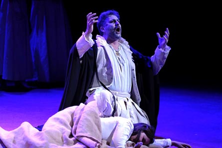 20260210_Ar_01_Rigoletto_MailaFulignatiMarioCassi_phAlessandroSchinco