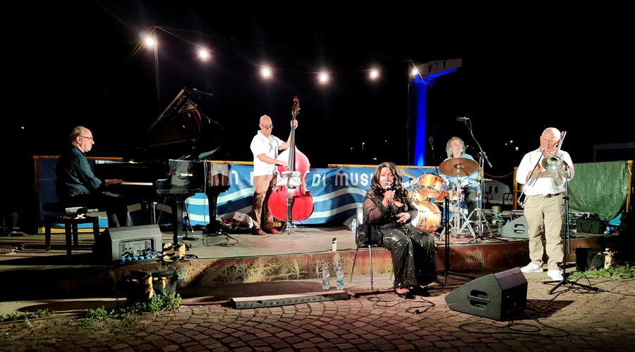 20260711_Fe_02_GruppoDei10-ConcertoDeniseKing_Facebook